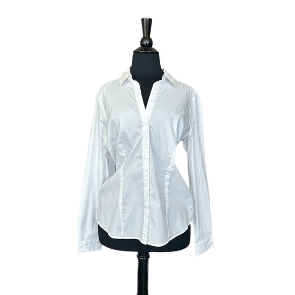 Simply Styled Button Down Shirt - Picture 4 of 7